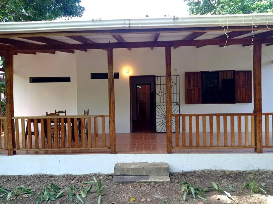 Вілла Green Papaya Puerto Viejo de Talamanca Екстер'єр фото
